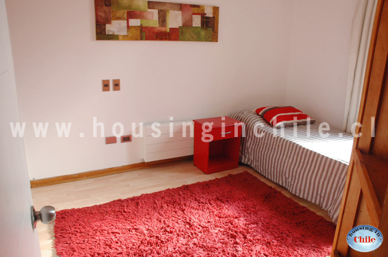 RE-CG: Habitacion numero 2 (9 m2) con baño compartido