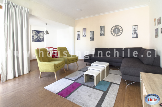 RE-RY: Sala con TV y comedor