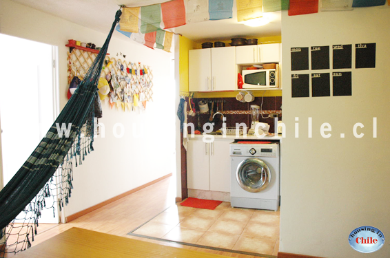 SH-DP: Vista de cocina y pasillo hacia habitaciones