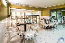 RE-HO: Access to kitchen and dining area