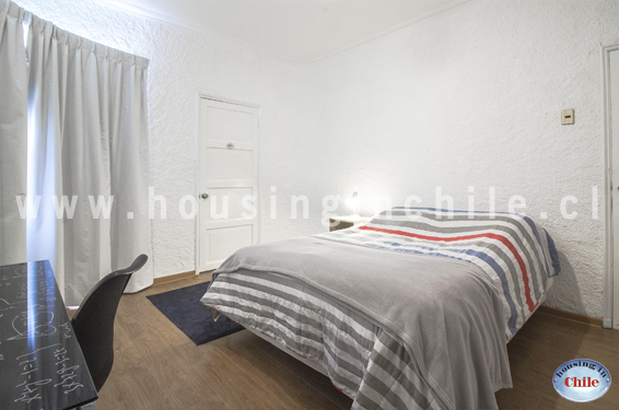 RE-RY: Single room number 4 (16 m2) with a half private bathroom