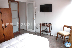 SH-MB: Single room 1 with a plain TV (cable connection)